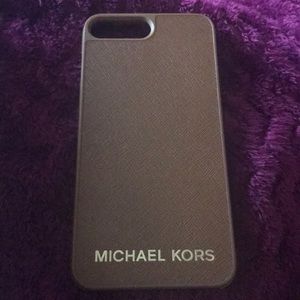 Iphone 7 plus casing